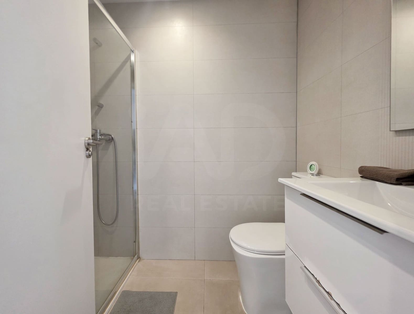 2 bedroom Apartment for sale in Malaga city - € 385,000 (Ref: 9988223)