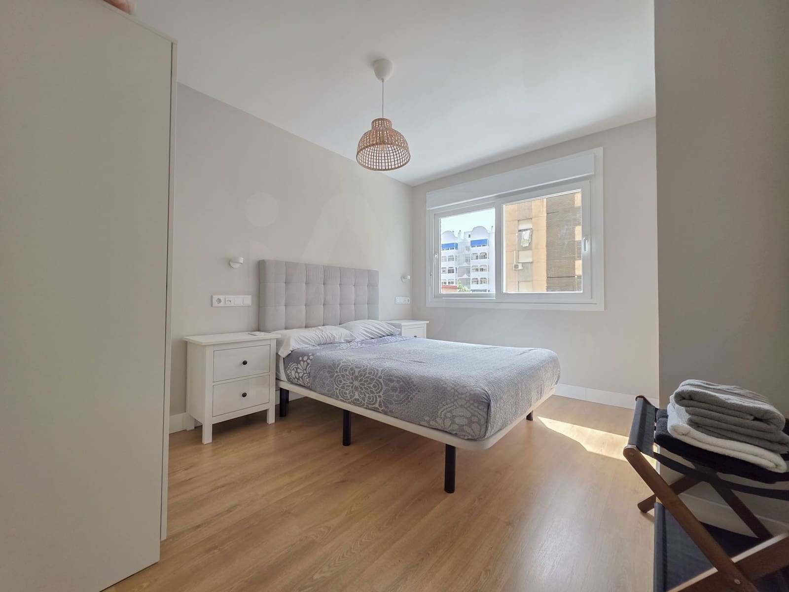2 bedroom Apartment for sale in Malaga city - € 385,000 (Ref: 9988223)