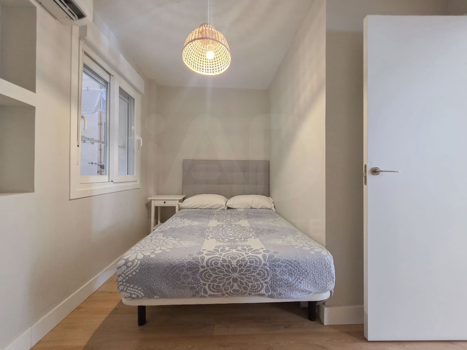 2 bedroom Apartment for sale in Malaga city - € 385,000 (Ref: 9988223)