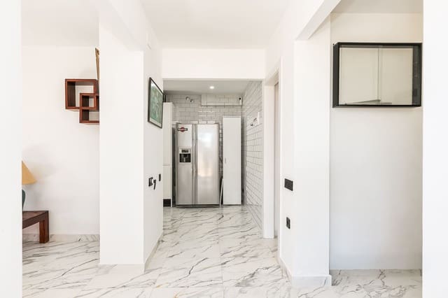 6 soverom Villa til salgs i Tarragona by - € 465 000 (Ref: 9988224)