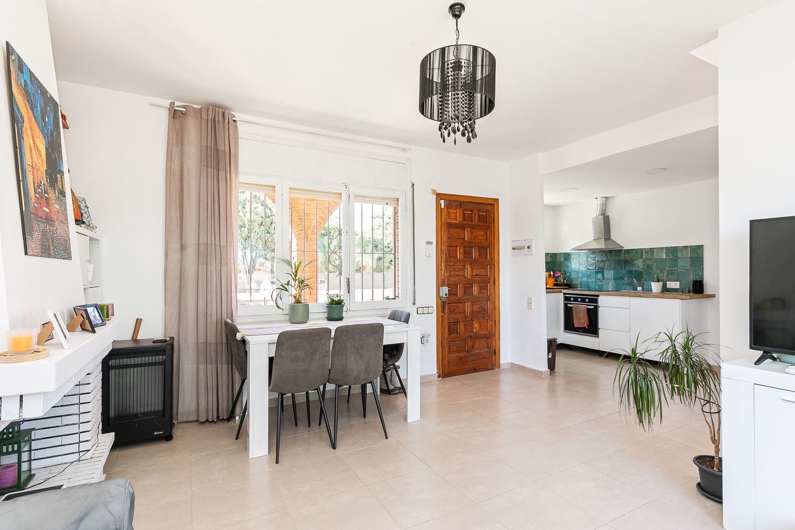 6 soverom Villa til salgs i Tarragona by - € 465 000 (Ref: 9988224)