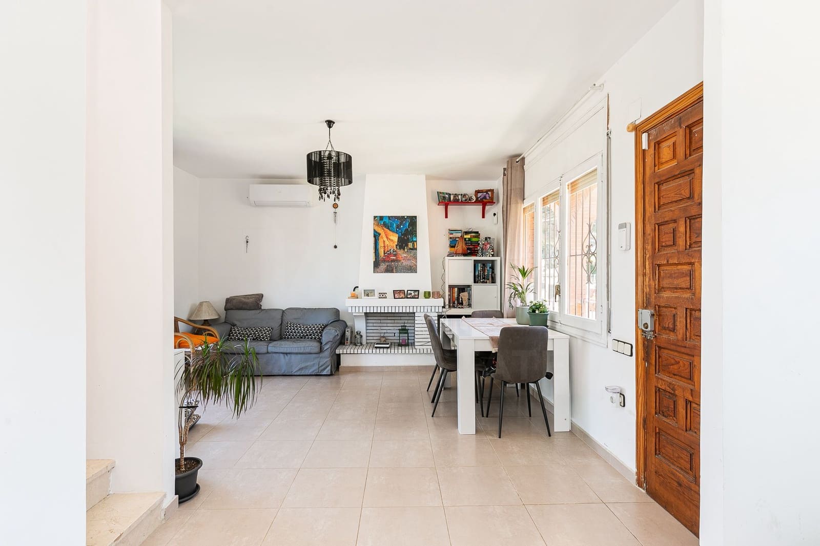 6 soverom Villa til salgs i Tarragona by - € 465 000 (Ref: 9988224)
