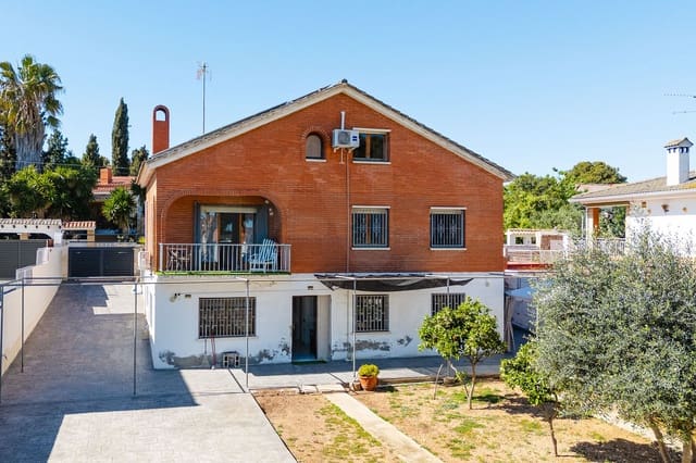 6 soverom Villa til salgs i Tarragona by - € 465 000 (Ref: 9988224)