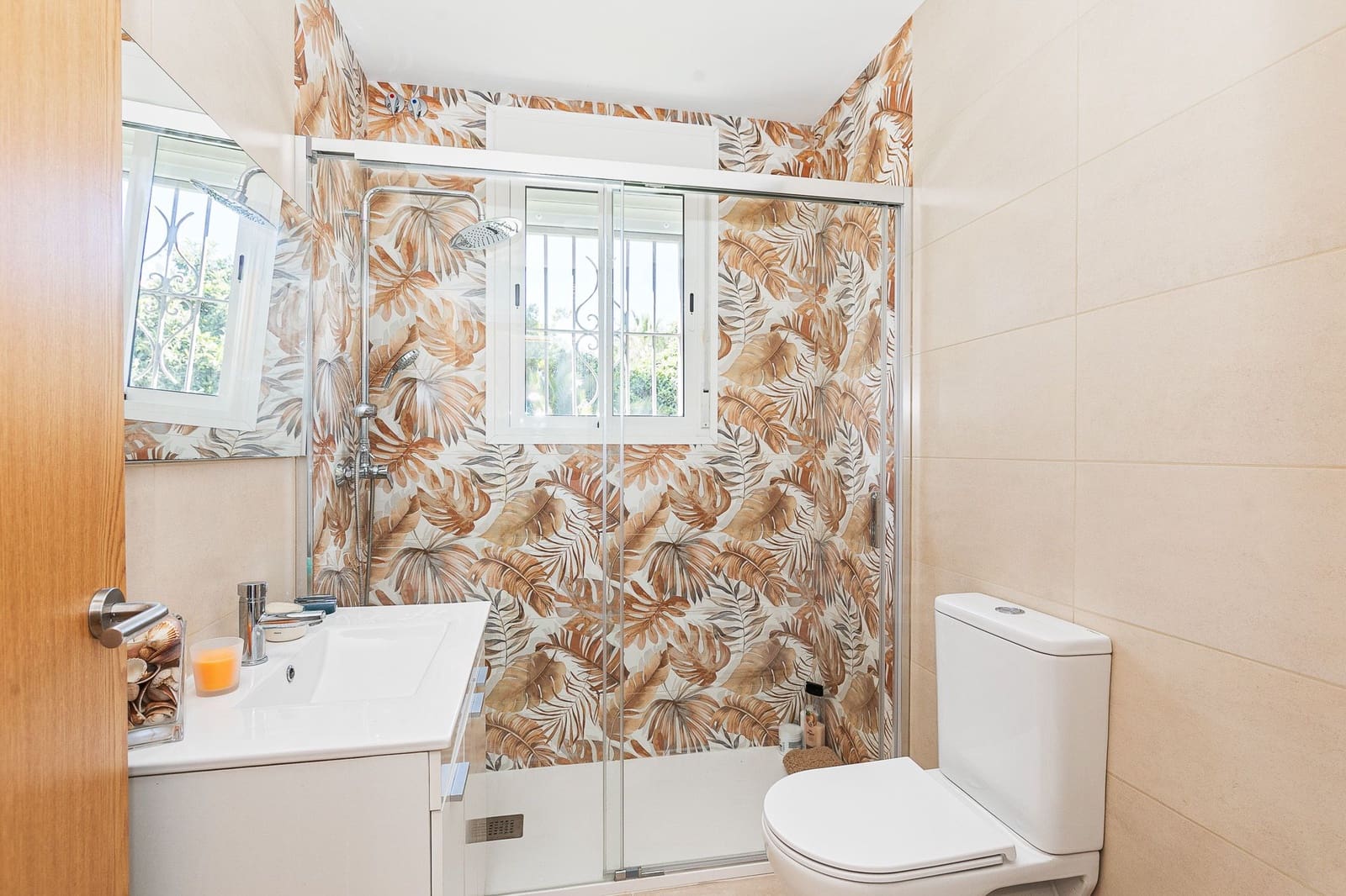 6 soverom Villa til salgs i Tarragona by - € 465 000 (Ref: 9988224)