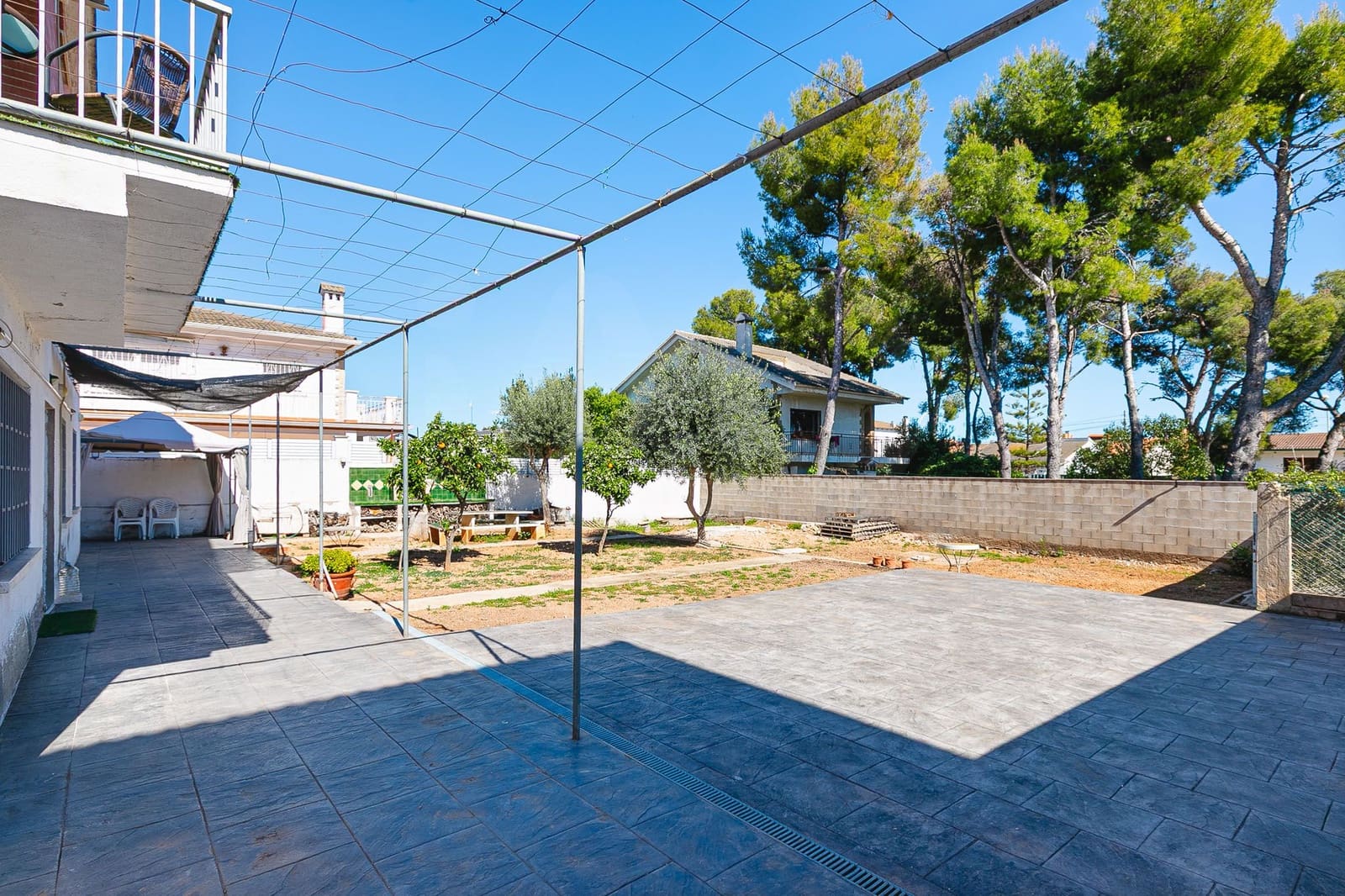 6 soverom Villa til salgs i Tarragona by - € 465 000 (Ref: 9988224)