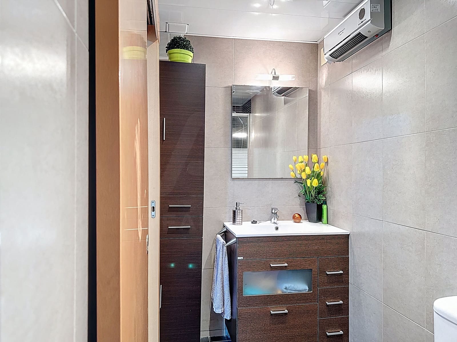4 slaapkamer Rijtjeshuis te koop in Tarragona stad met zwembad garage - € 379.000 (Ref: 9988225)