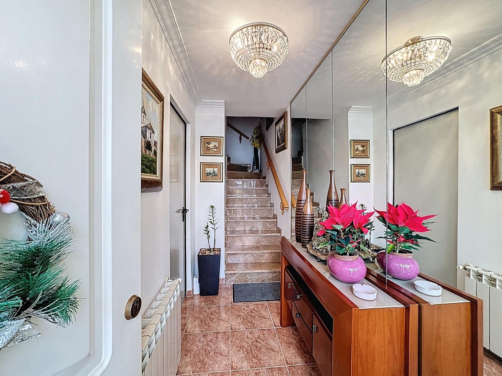 4 slaapkamer Rijtjeshuis te koop in Tarragona stad met zwembad garage - € 379.000 (Ref: 9988225)