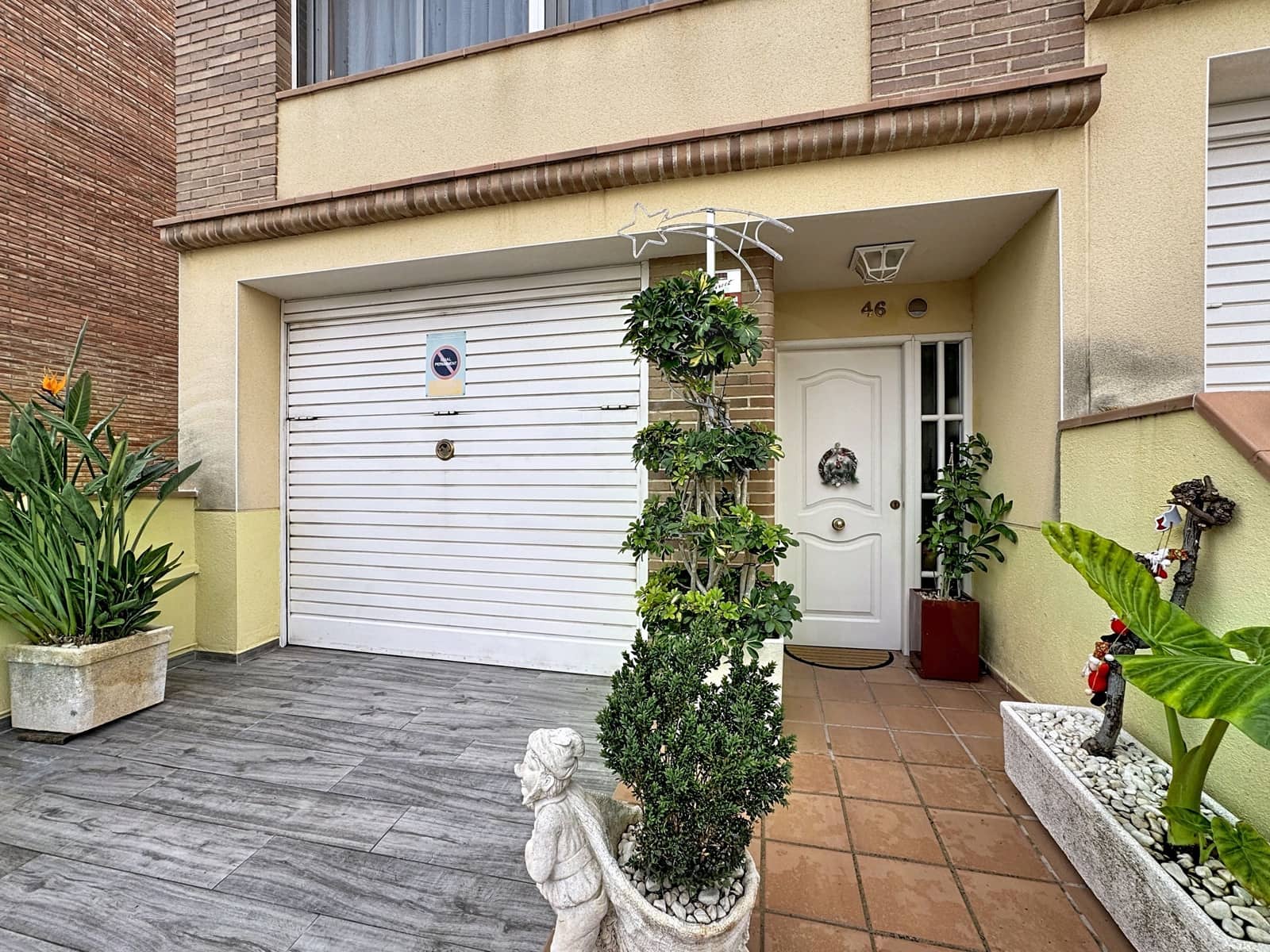4 slaapkamer Rijtjeshuis te koop in Tarragona stad met zwembad garage - € 379.000 (Ref: 9988225)