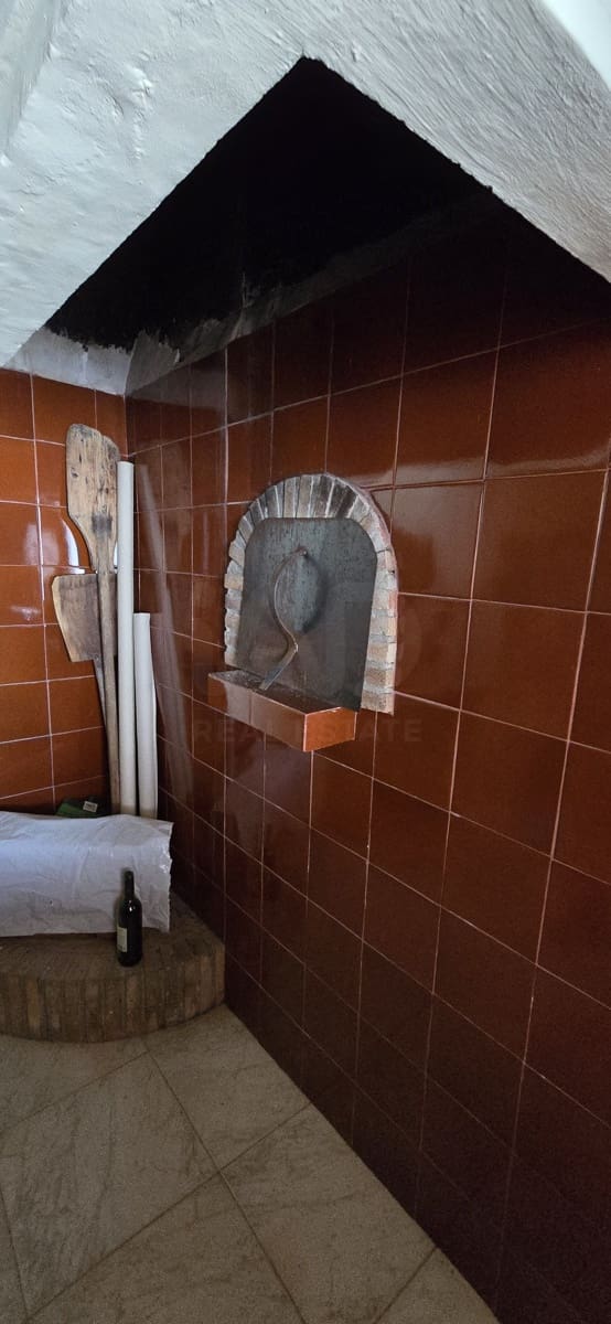 5 soveværelse Finca/Landehus til salg i Raspay med garage - € 300.000 (Ref: 9988226)