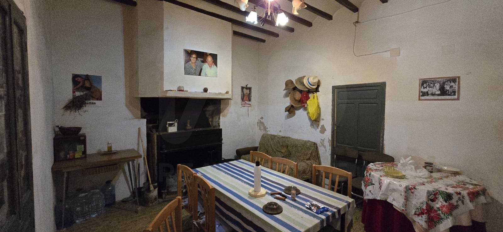 5 soveværelse Finca/Landehus til salg i Raspay med garage - € 300.000 (Ref: 9988226)