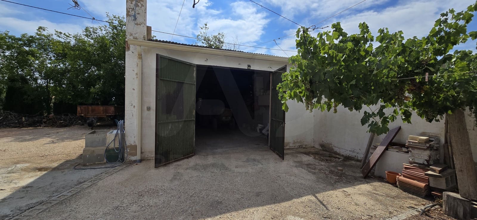 5 soveværelse Finca/Landehus til salg i Raspay med garage - € 300.000 (Ref: 9988226)