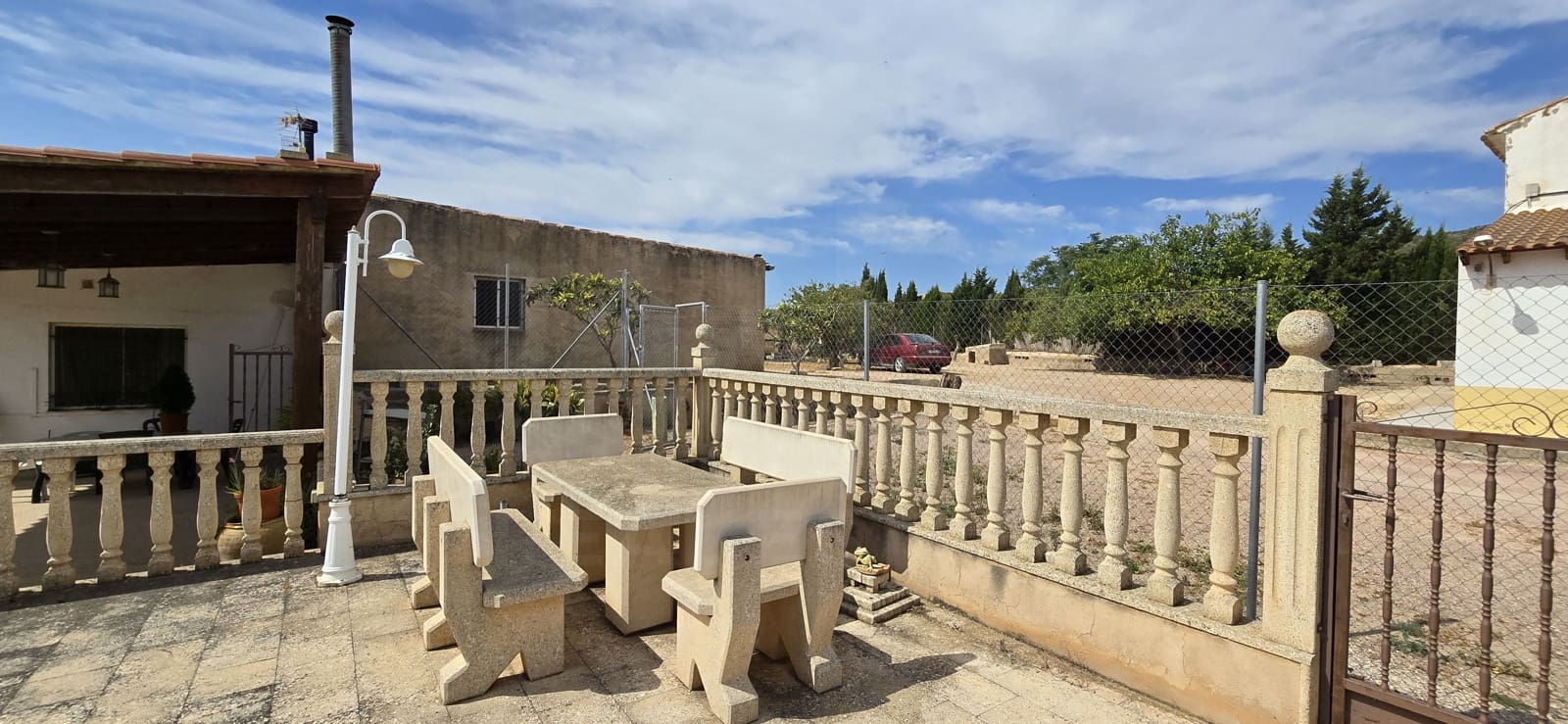 5 soveværelse Finca/Landehus til salg i Raspay med garage - € 300.000 (Ref: 9988226)