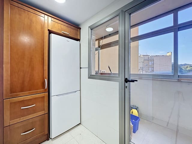 3 bedroom Apartment for sale in Puerto de Alcudia, Alcúdia - € 460,000 (Ref: 9988227)