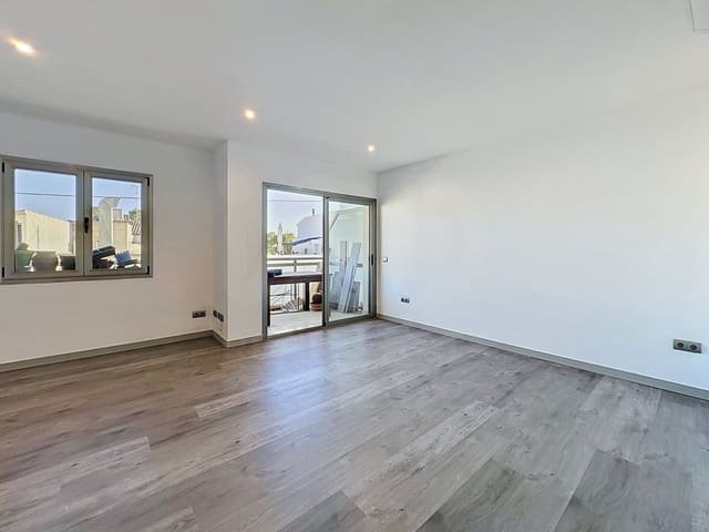 3 bedroom Apartment for sale in Puerto de Alcudia, Alcúdia - € 460,000 (Ref: 9988227)