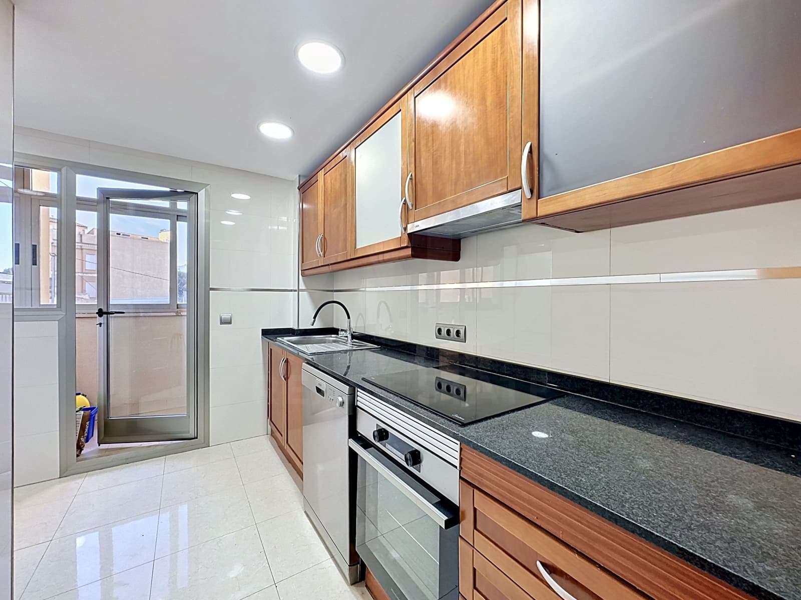 3 makuuhuone Huoneisto myytävänä paikassa Alcudia - 460 000 € (Ref: 9988227)