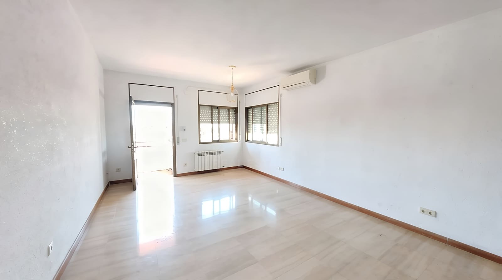 4 sovrum Hus till salu i Tarragona stad med garage - 279 000 € (Ref: 9988228)