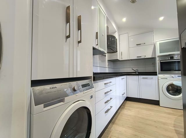2 sypialnia Penthouse na sprzedaż w Miasto Pontevedra - 625 000 € (Ref: 9988229)