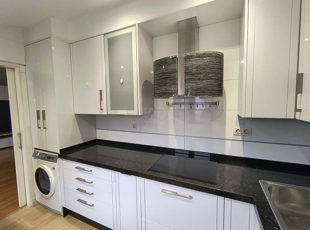 2 sypialnia Penthouse na sprzedaż w Miasto Pontevedra - 625 000 € (Ref: 9988229)