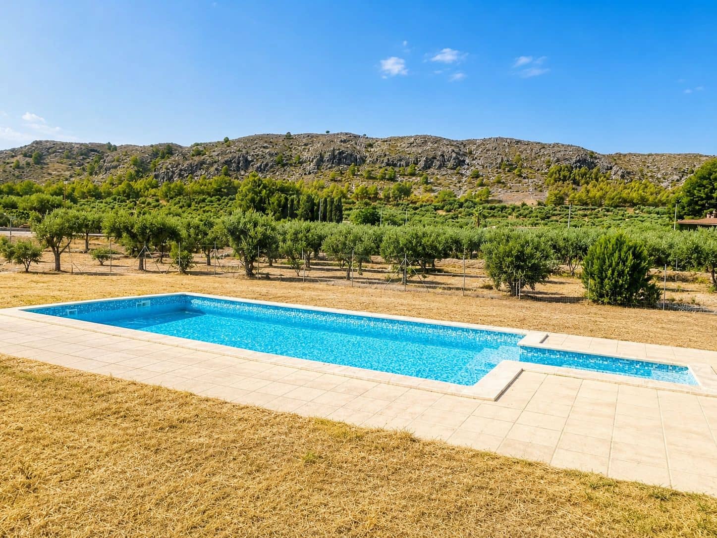 Finca/Landehus til salg i Calasparra med swimmingpool - € 125.000 (Ref: 9988230)
