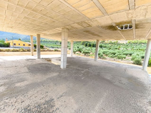 Finca/Herregård til salgs i Calasparra med svømmebasseng - € 125 000 (Ref: 9988230)