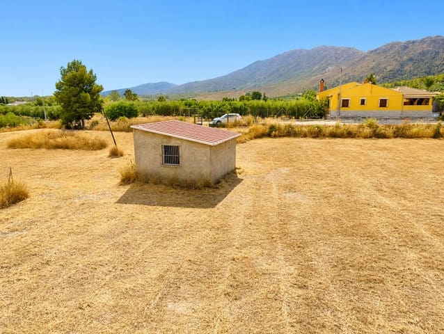 Finca/Herregård til salgs i Calasparra med svømmebasseng - € 125 000 (Ref: 9988230)