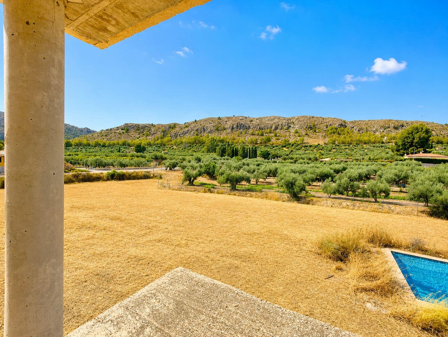 Finca/Landehus til salg i Calasparra med swimmingpool - € 125.000 (Ref: 9988230)