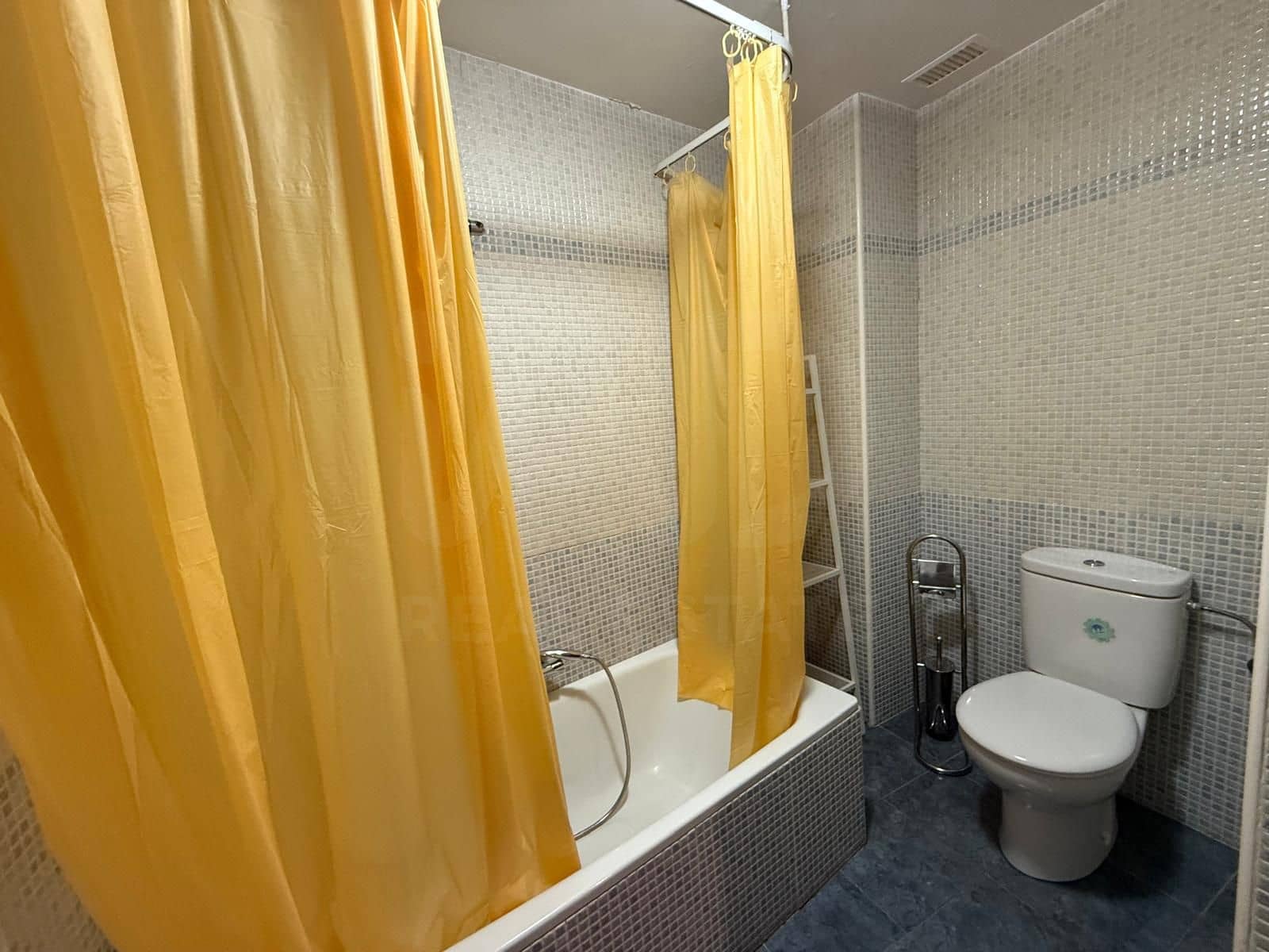 1 sypialnia Apartament na sprzedaż w Miasto Leon - 112 000 € (Ref: 9988235)