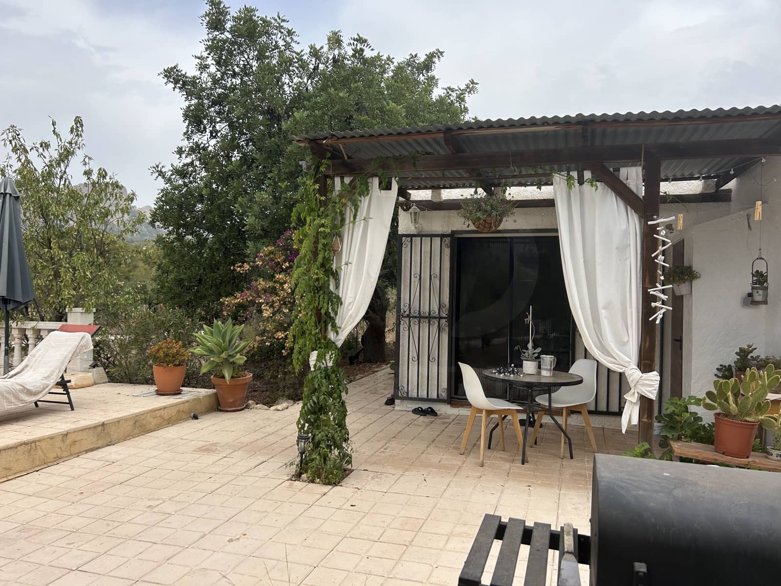 5 Zimmer Haus zu verkaufen in Alicante / Alacant Stadt mit Pool Garage - 832.000 € (Ref: 9988238)