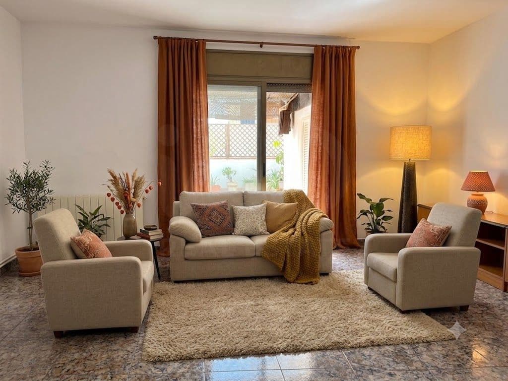5 quarto Moradia em Banda para venda em Barcelona cidade com garagem - 497 000 € (Ref: 9988239)