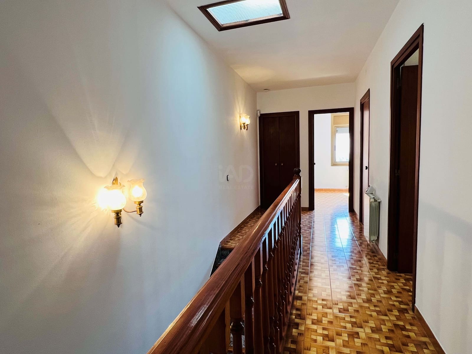 5 quarto Moradia em Banda para venda em Barcelona cidade com garagem - 497 000 € (Ref: 9988239)