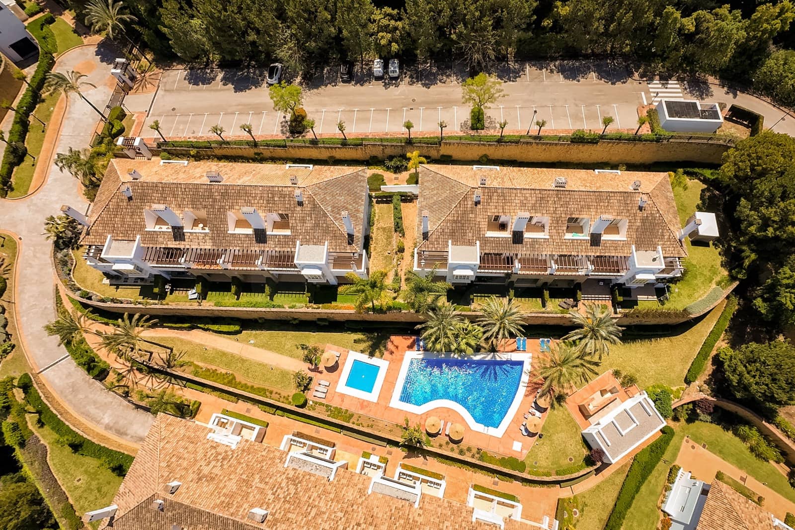 3 soveværelse Rækkehus til salg i La Cala Golf med swimmingpool garage - € 504.000 (Ref: 9988241)