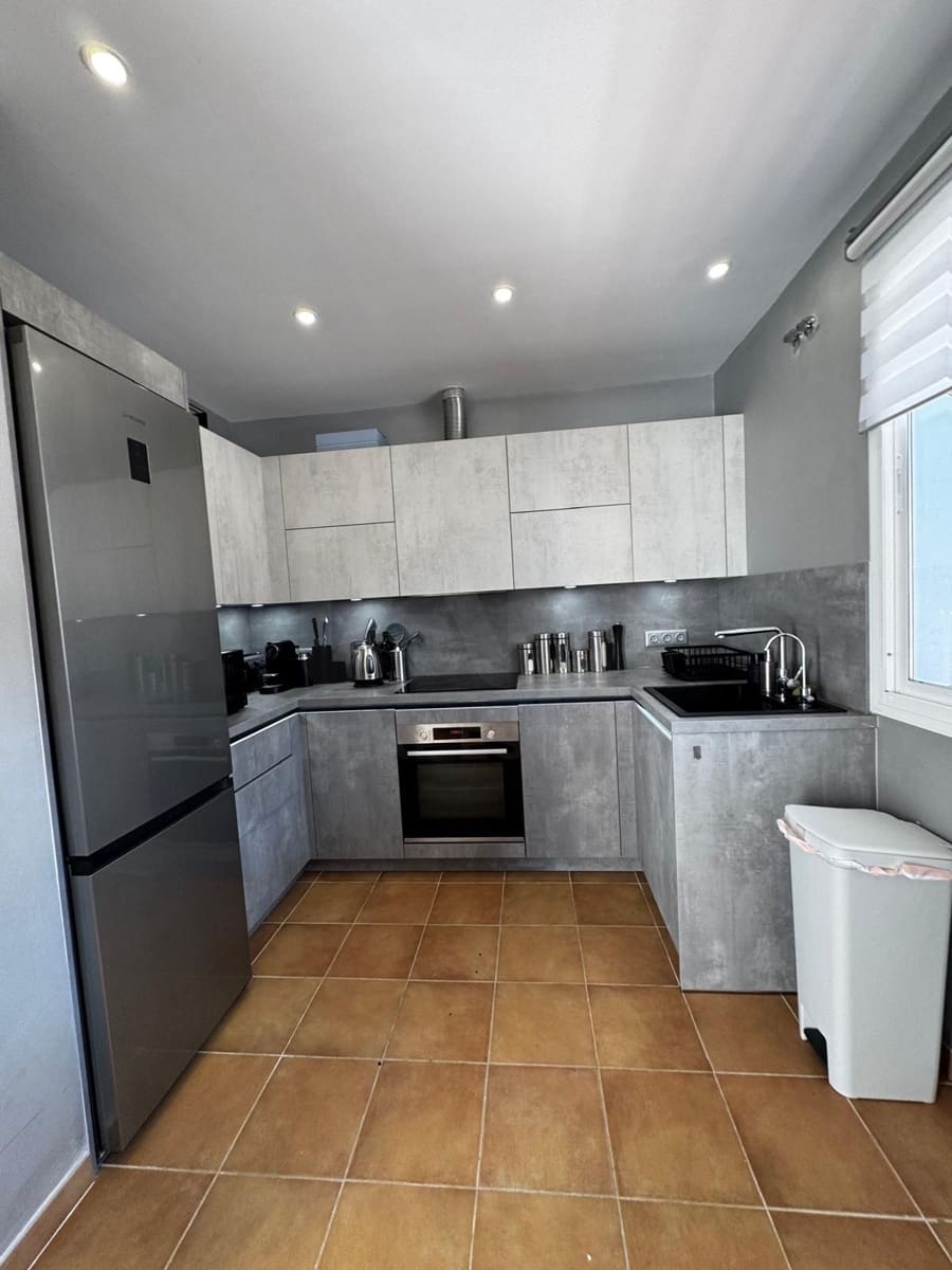 2 chambre Villa/Maison Mitoyenne à vendre à Nueva Andalucia avec garage - 699 000 € (Ref: 9988242)
