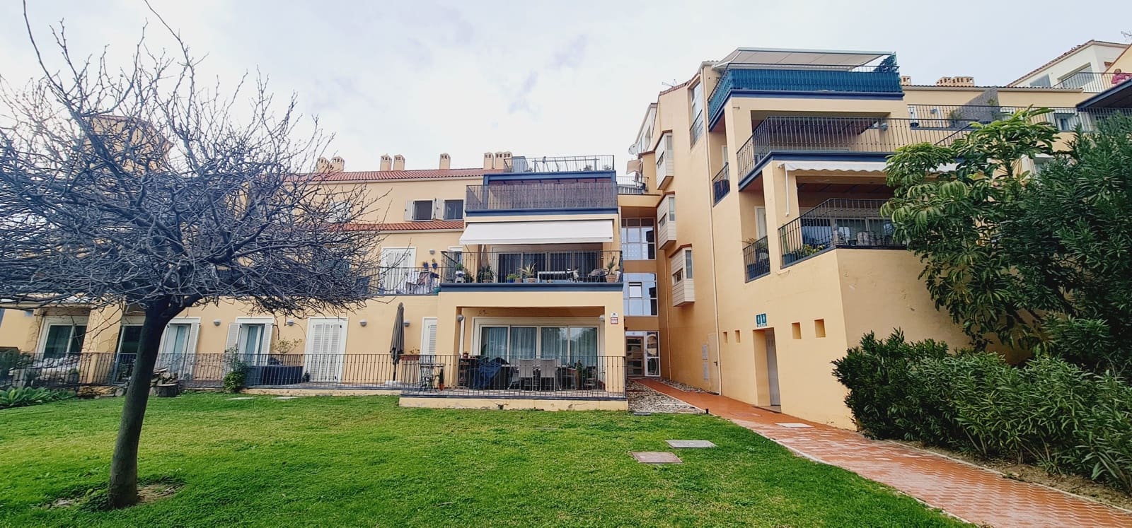 2 soverom Penthouse til salgs i Alhaurin de la Torre med svømmebasseng garasje - € 358 500 (Ref: 9988247)