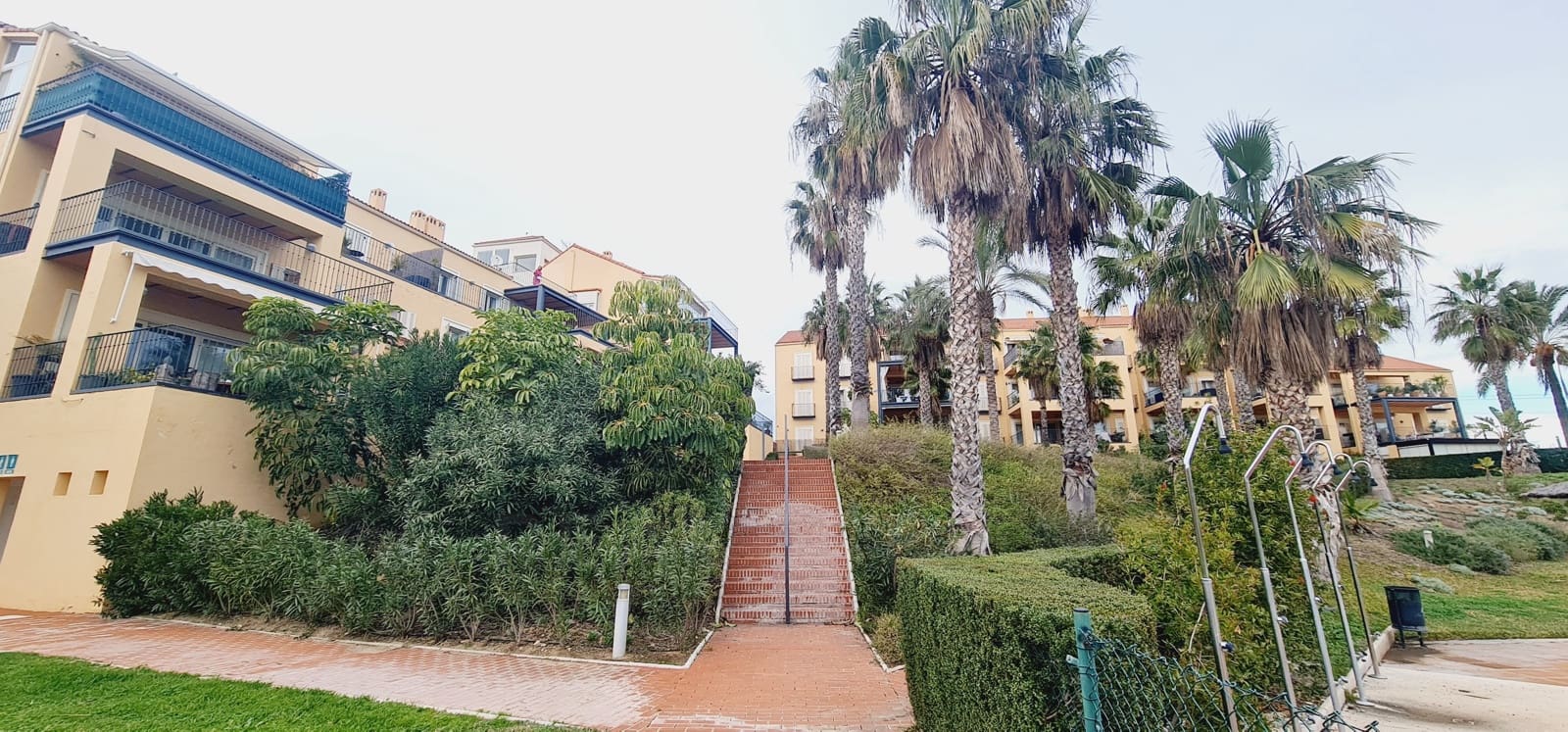 2 soverom Penthouse til salgs i Alhaurin de la Torre med svømmebasseng garasje - € 358 500 (Ref: 9988247)