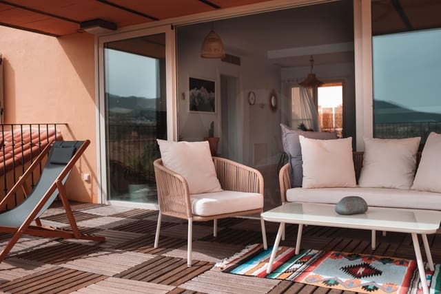 2 soverom Penthouse til salgs i Alhaurín de la Torre med svømmebasseng garasje - € 358 500 (Ref: 9988247)