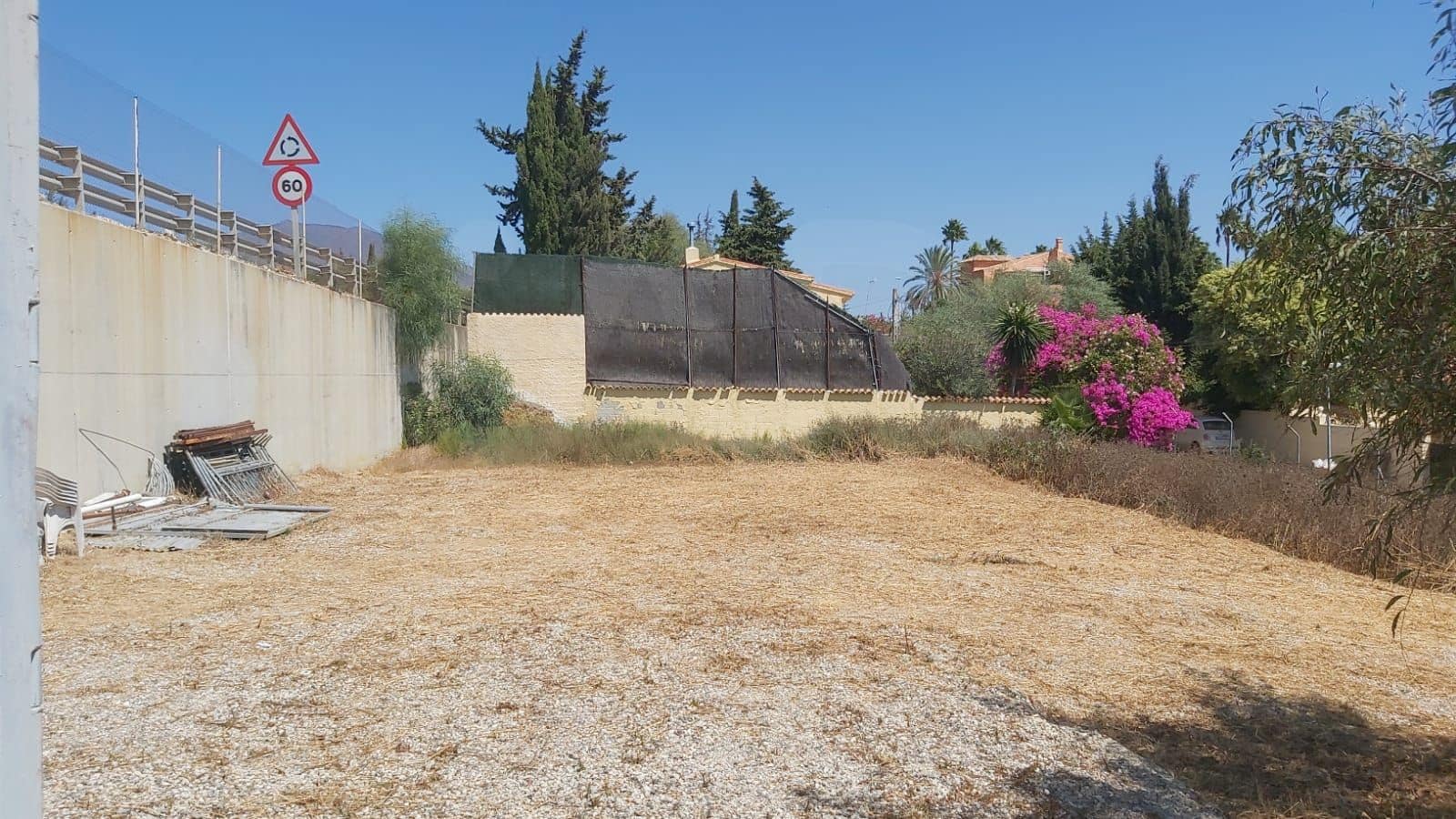 Tontti myytävänä paikassa Estepona - 550 000 € (Ref: 9988249)