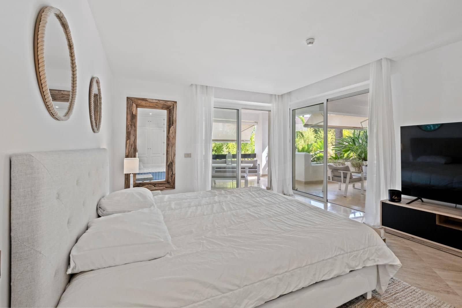 1 quarto Apartamento para venda em Marbella com piscina - 695 000 € (Ref: 9988252)