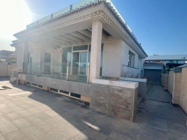 9 slaapkamer Huis te koop in Rincón de la Victoria met zwembad garage - € 893.000 (Ref: 9988255)