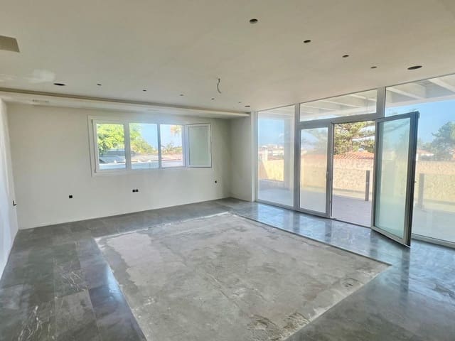 9 slaapkamer Huis te koop in Rincón de la Victoria met zwembad garage - € 893.000 (Ref: 9988255)