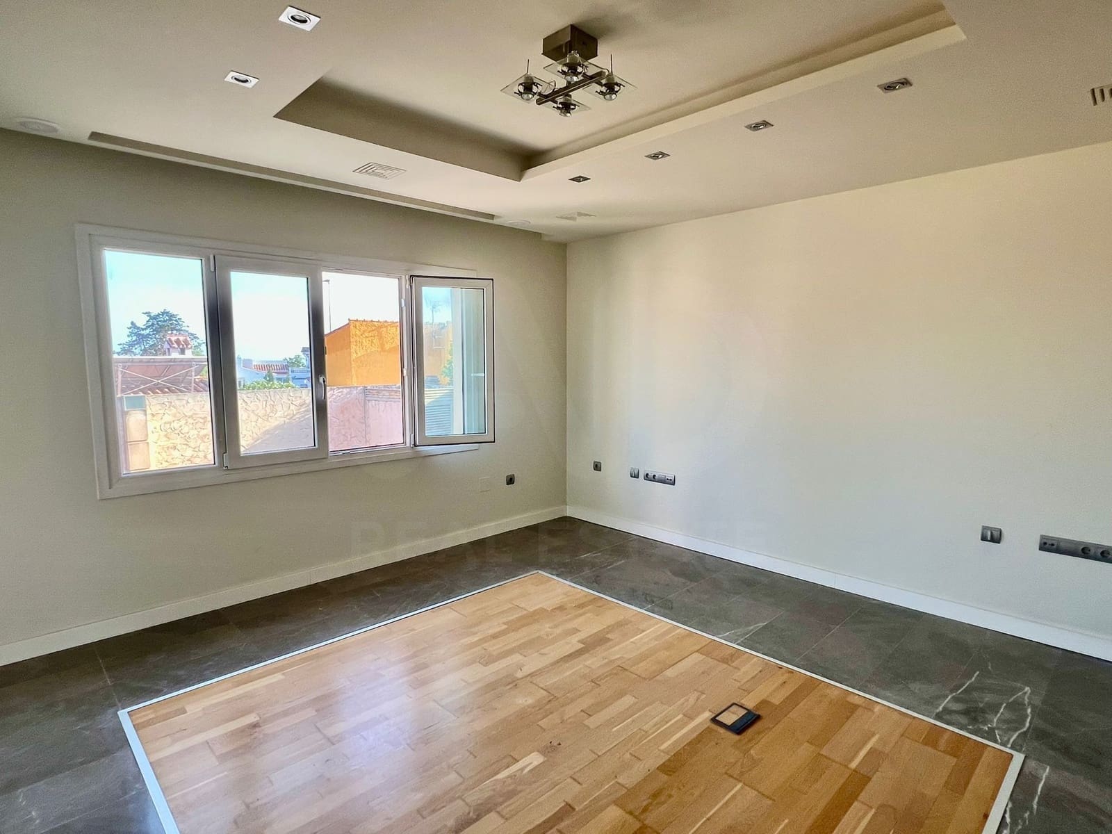 9 quarto Casa em Banda para venda em Rincon de la Victoria com piscina garagem - 893 000 € (Ref: 9988255)