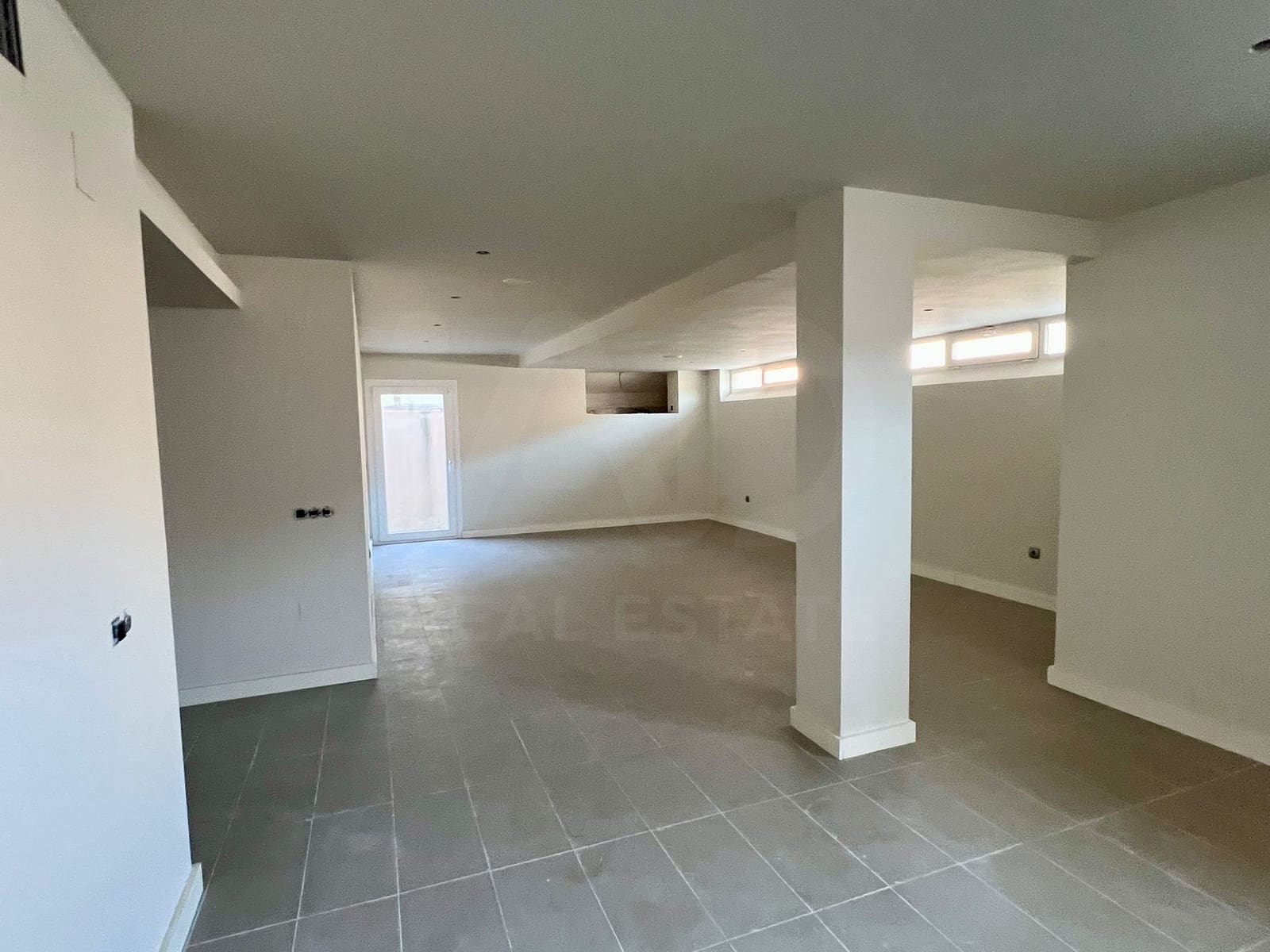 9 quarto Casa em Banda para venda em Rincon de la Victoria com piscina garagem - 893 000 € (Ref: 9988255)