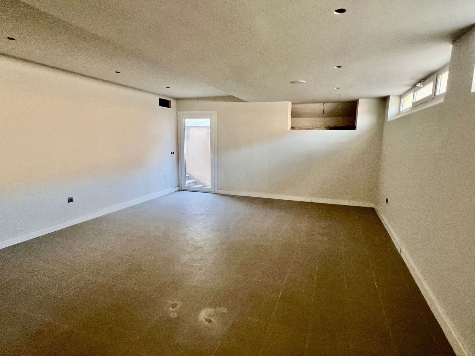 9 quarto Casa em Banda para venda em Rincon de la Victoria com piscina garagem - 893 000 € (Ref: 9988255)
