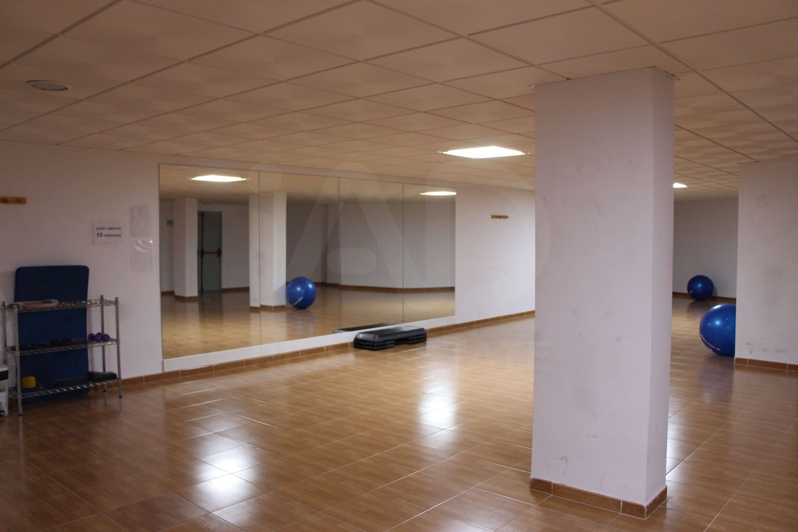 2 Zimmer Apartment zu verkaufen in Almeria Stadt mit Pool Garage - 175.000 € (Ref: 9988256)