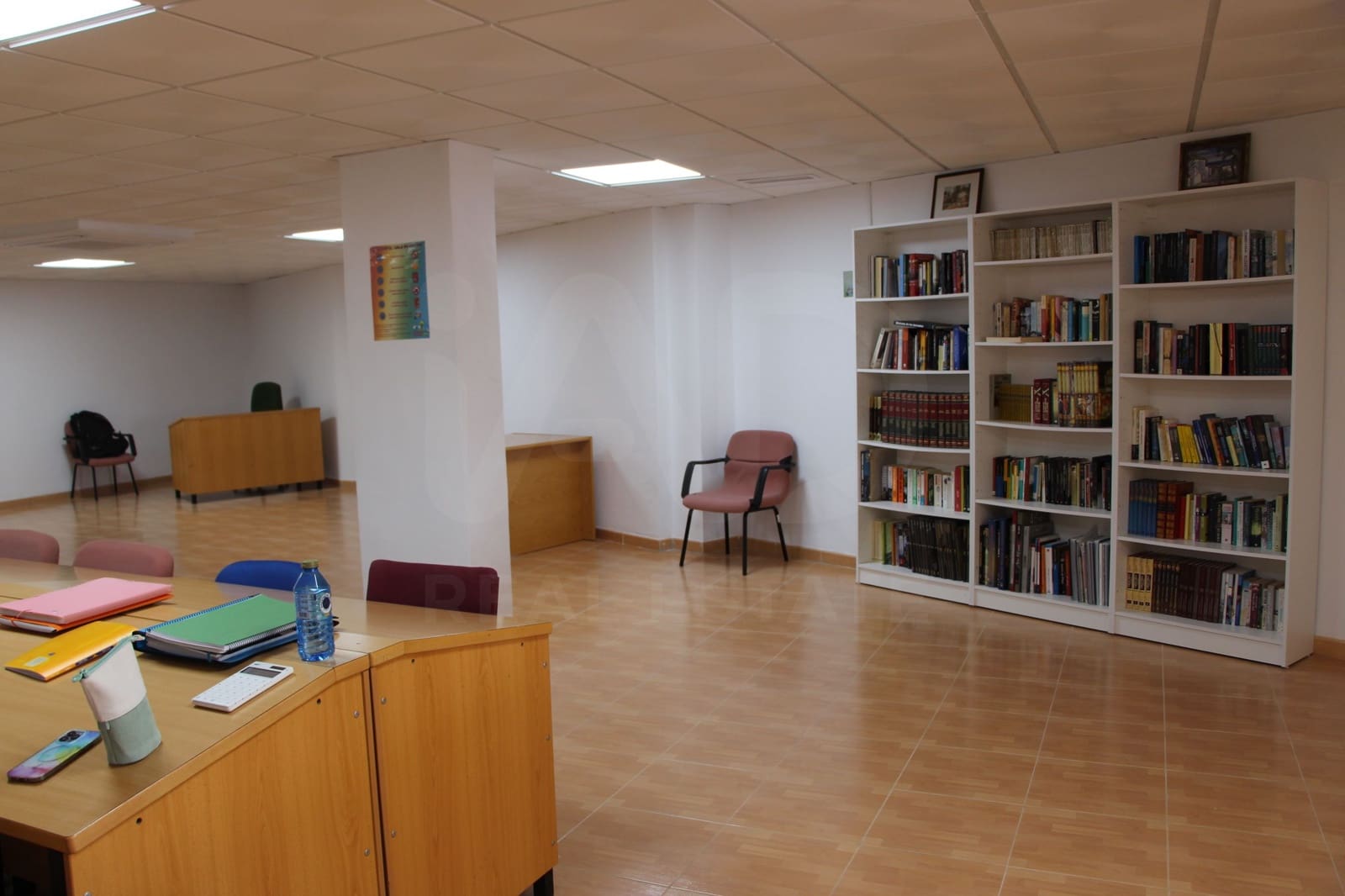2 Zimmer Apartment zu verkaufen in Almeria Stadt mit Pool Garage - 175.000 € (Ref: 9988256)