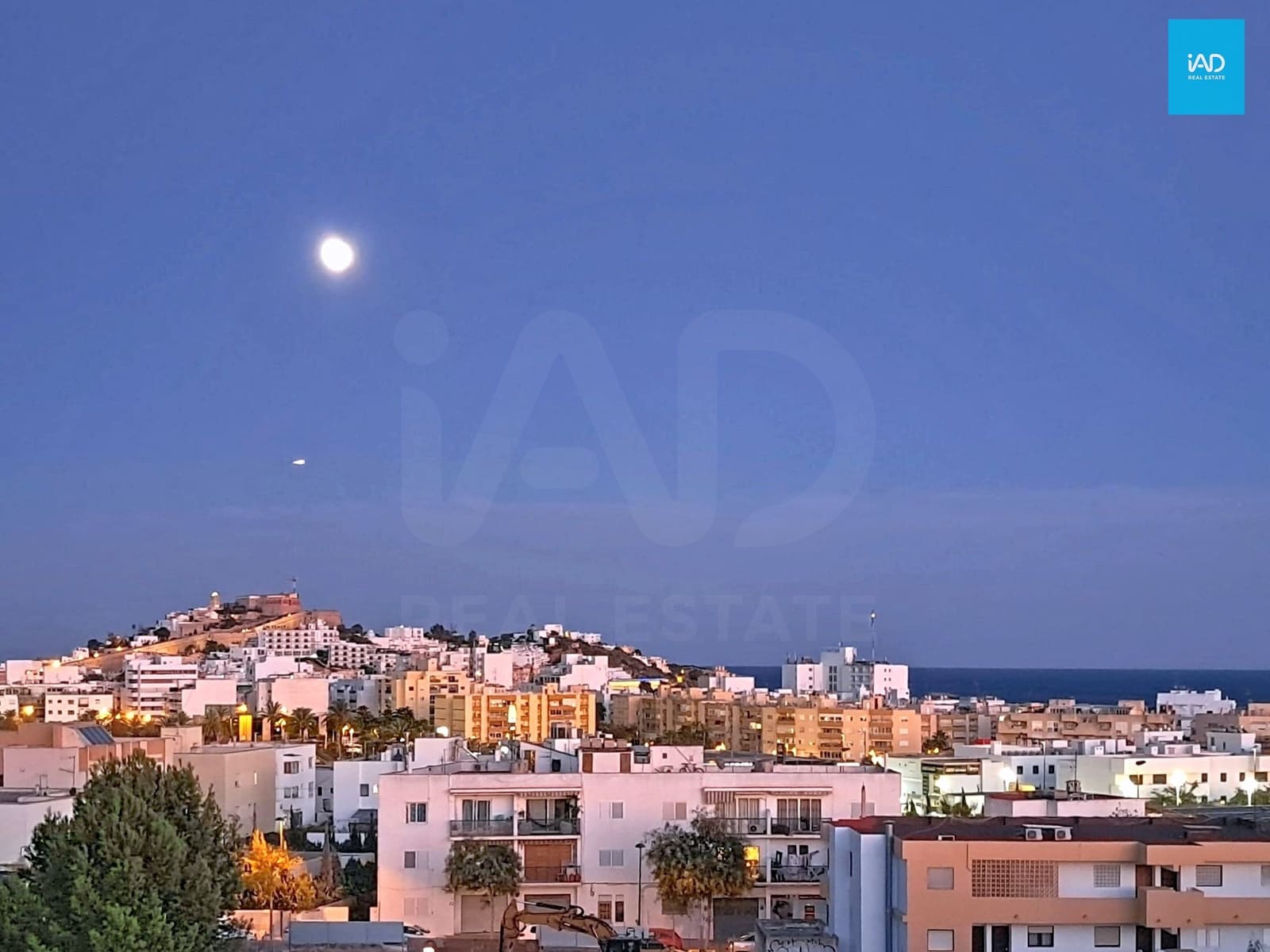 Commercial for sale in Ibiza / Eivissa town - € 3,700,000 (Ref: 9988258)