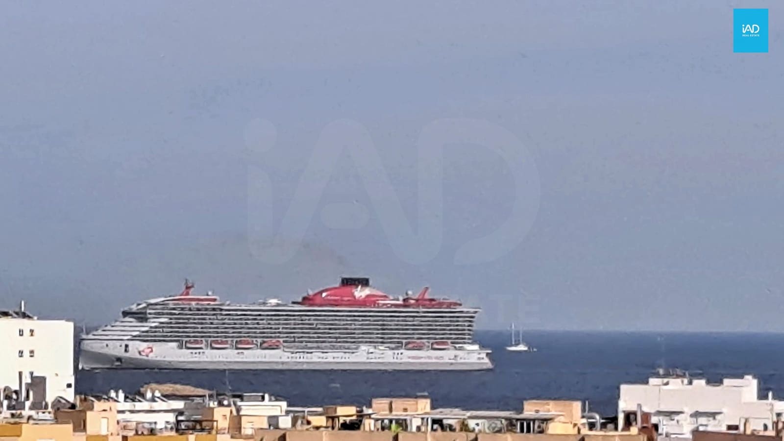 Commercial for sale in Ibiza / Eivissa town - € 3,700,000 (Ref: 9988258)