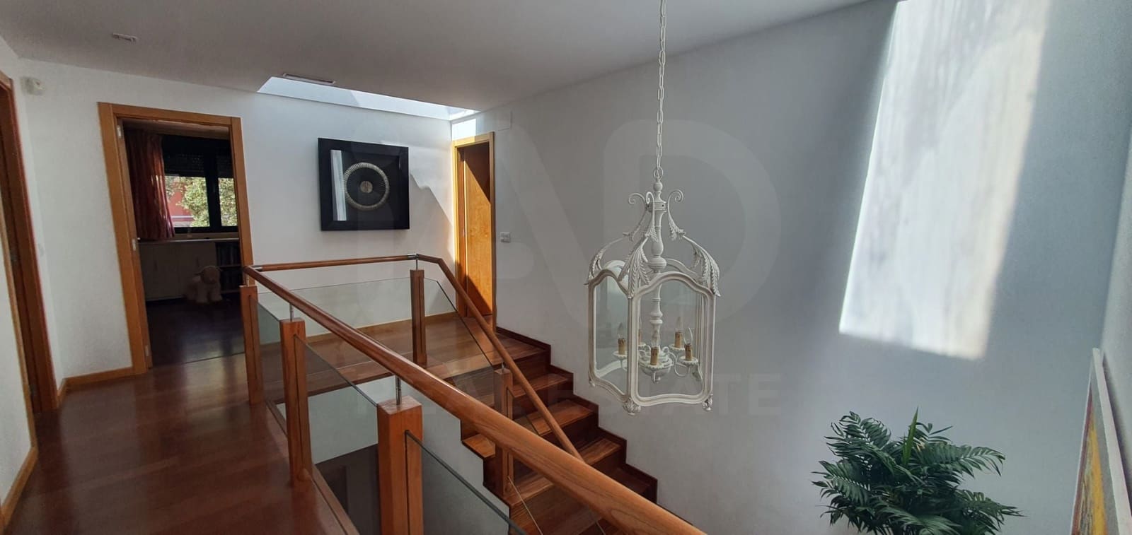 6 bedroom Townhouse for sale in Salamanca city with garage - € 520,000 (Ref: 9988261)