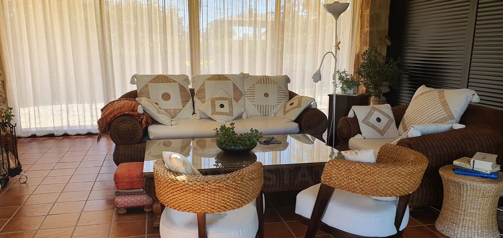 6 bedroom Townhouse for sale in Salamanca city with garage - € 520,000 (Ref: 9988261)