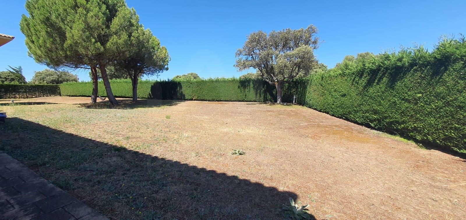 6 bedroom Townhouse for sale in Salamanca city with garage - € 520,000 (Ref: 9988261)