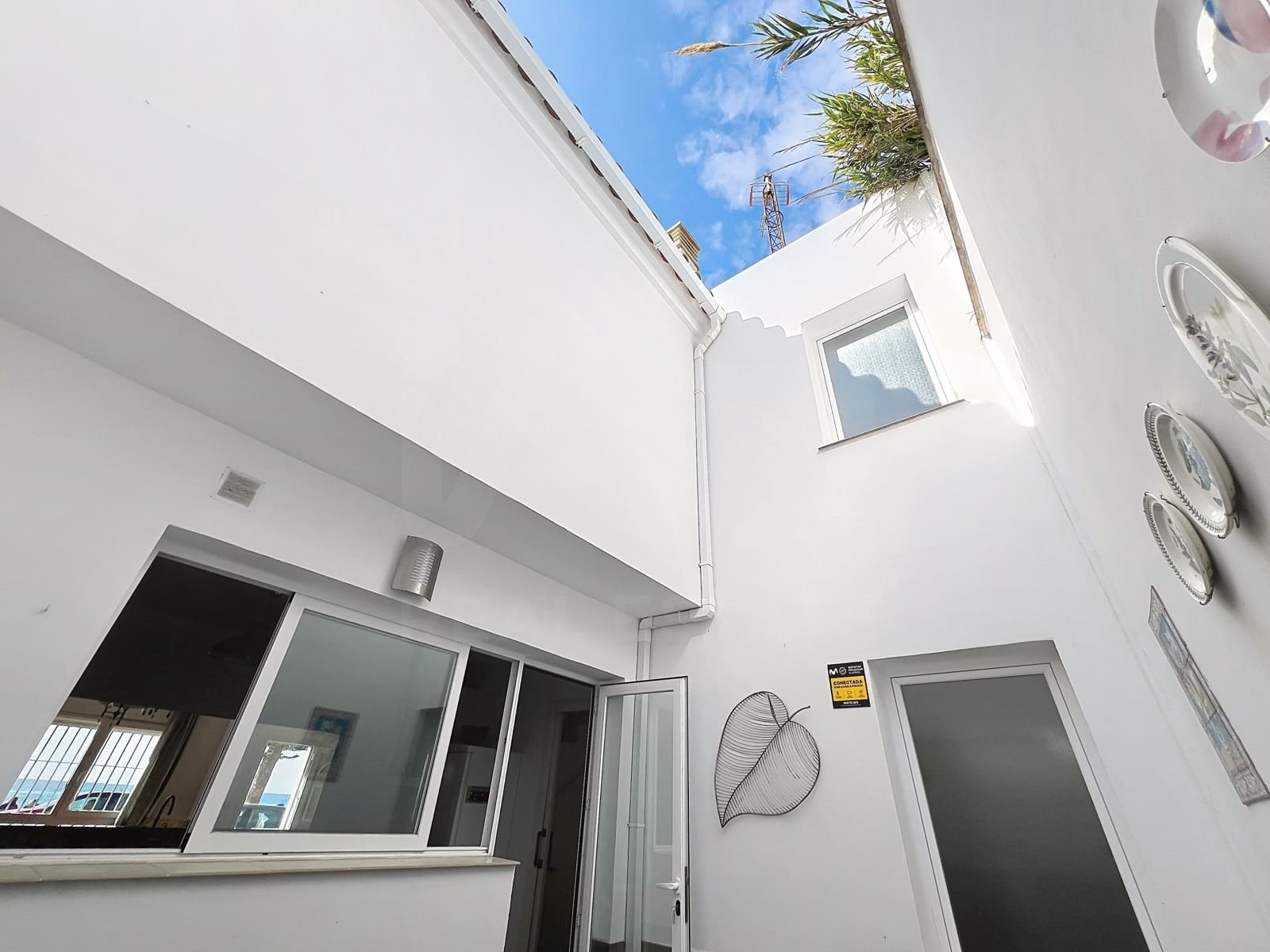 2 makuuhuone Omakotitalo myytävänä paikassa Lagos - 385 000 € (Ref: 9988263)